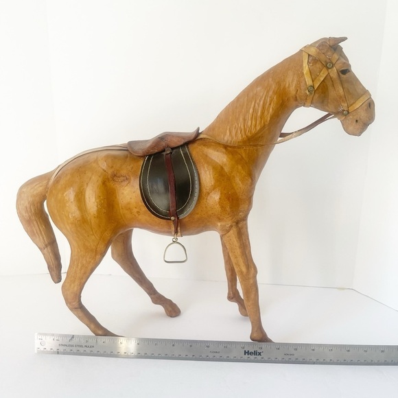 Vintage Leather Horse Sculpture - Picture 8 of 9